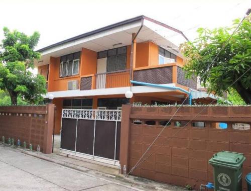 รีโนเวทบ้านทั้งหลัง และ ต่อเติมบ้าน ลาดพร้าว 48